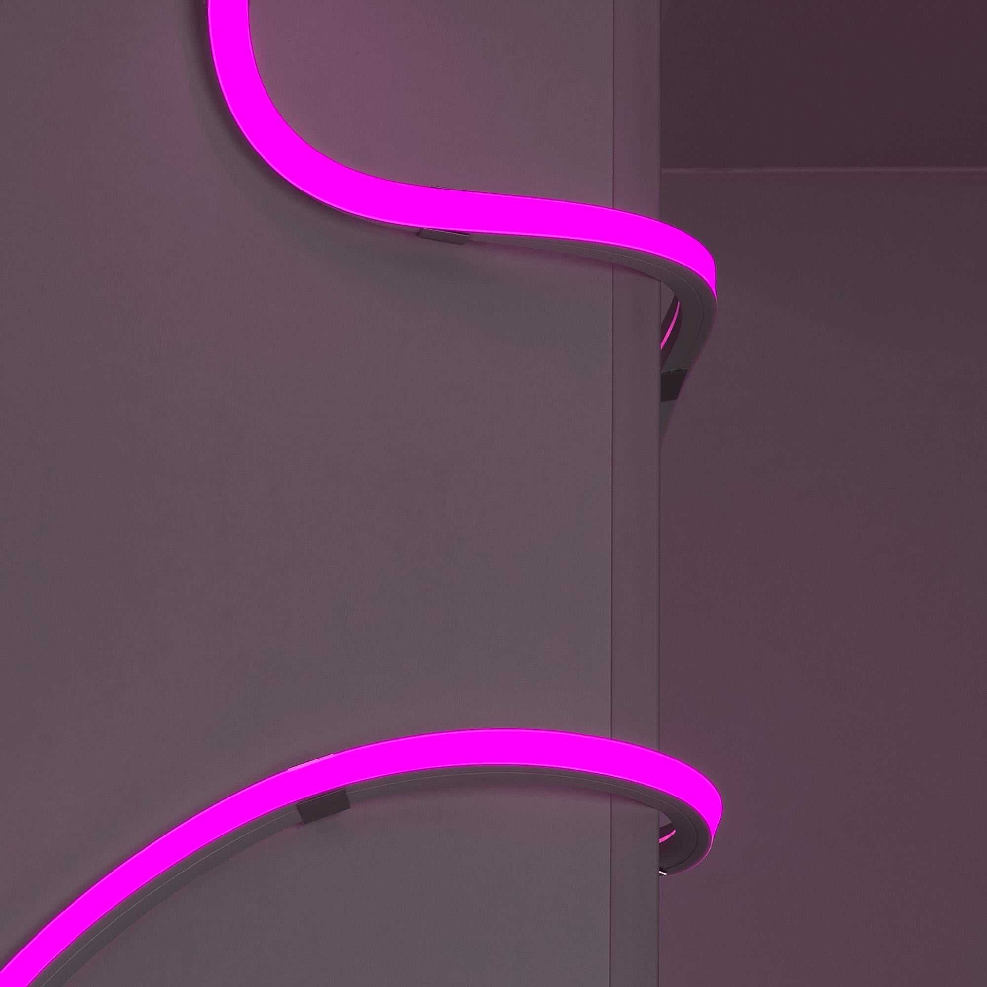 Neón LED flexible RGB 3D - 16x16mm - 5m - Kit completo -12W/m - IP67 -Curvatura vertical y horizontal