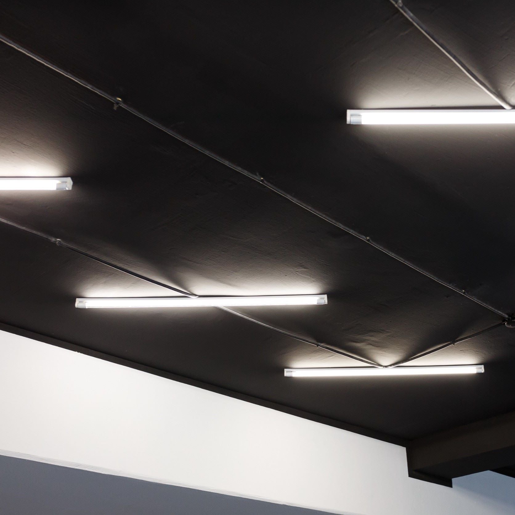 Tubo LED T8 con sensor de movimiento microondas 30-100% - 18W - 120 cm - 6000K