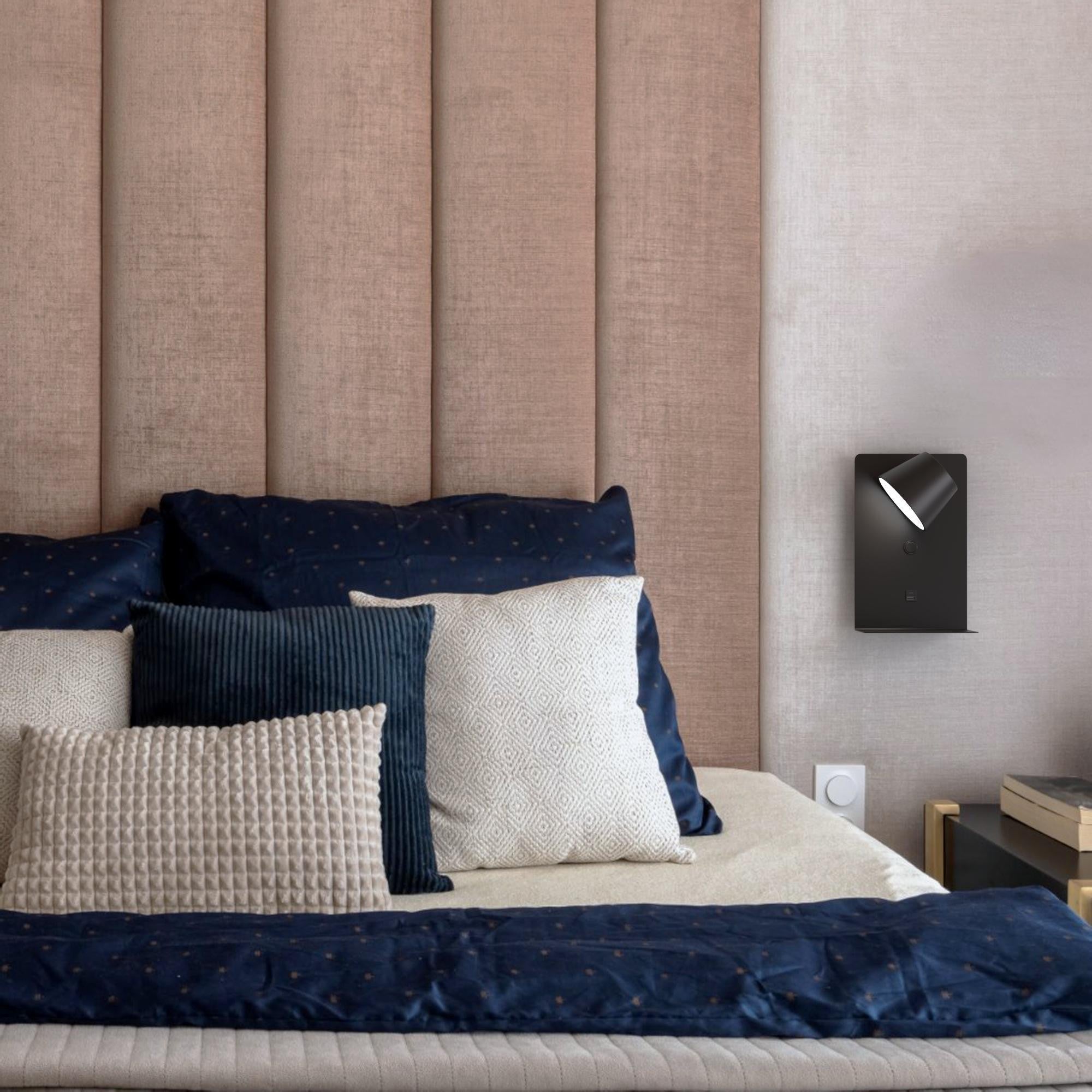 Aplique de pared para lectura "BASKOP" - Puerto USB + USB-C - 6W