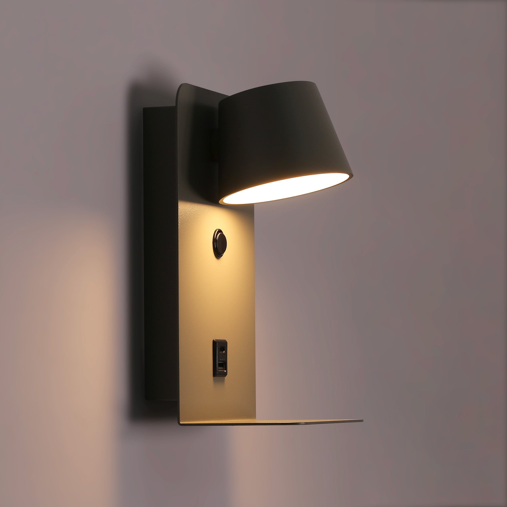 Aplique de pared para lectura "BASKOP" - Puerto USB + USB-C - 6W