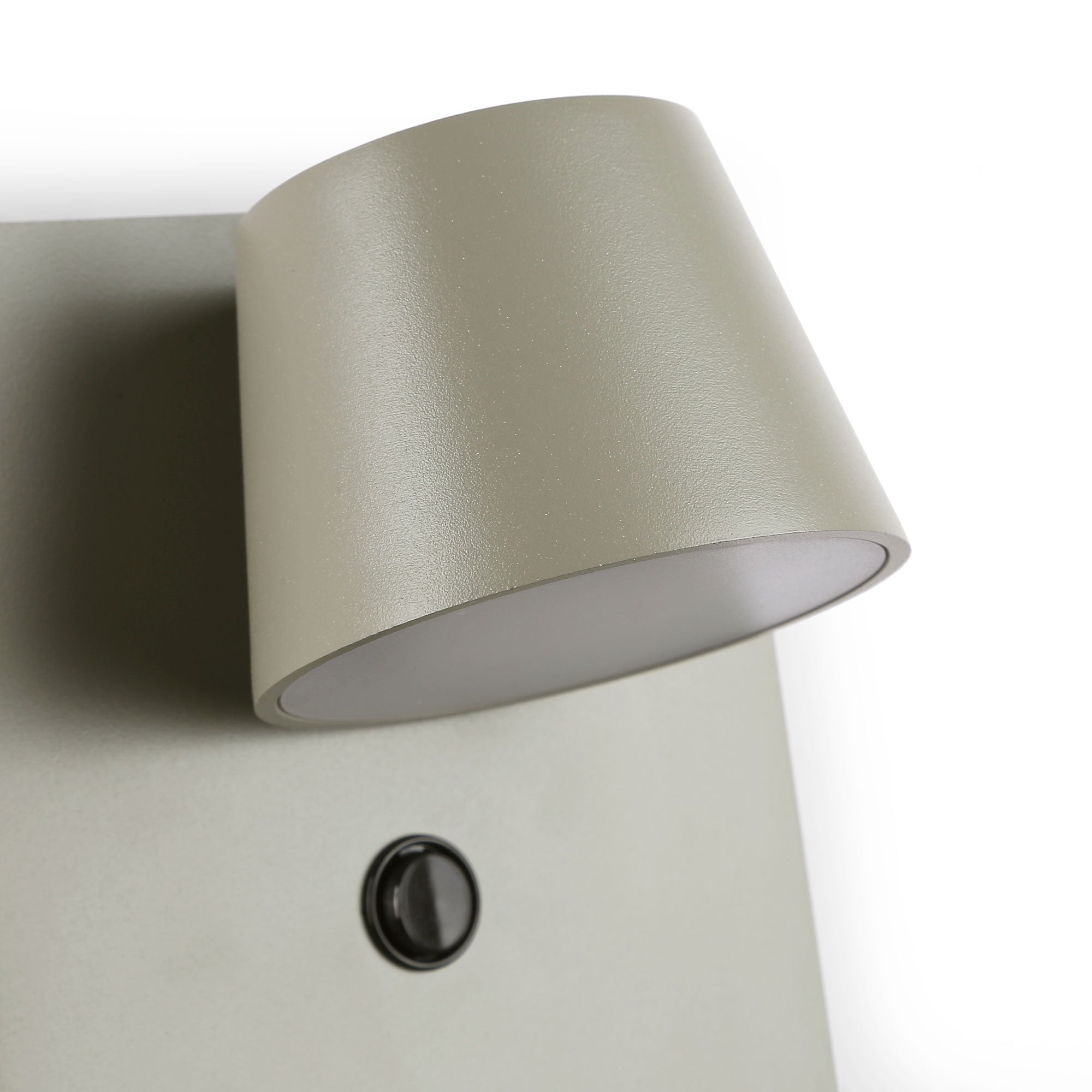 Aplique de pared para lectura "BASKOP" - Puerto USB + USB-C - 6W