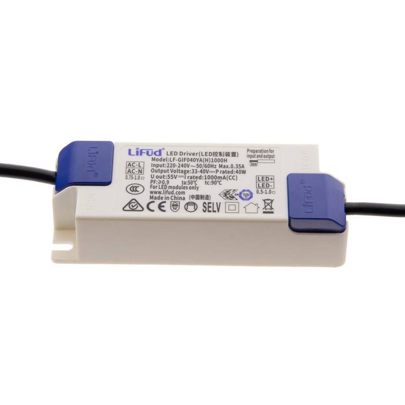 Downlight LED CCT - 40W - IP44 - Corte Ø 205-220mm
