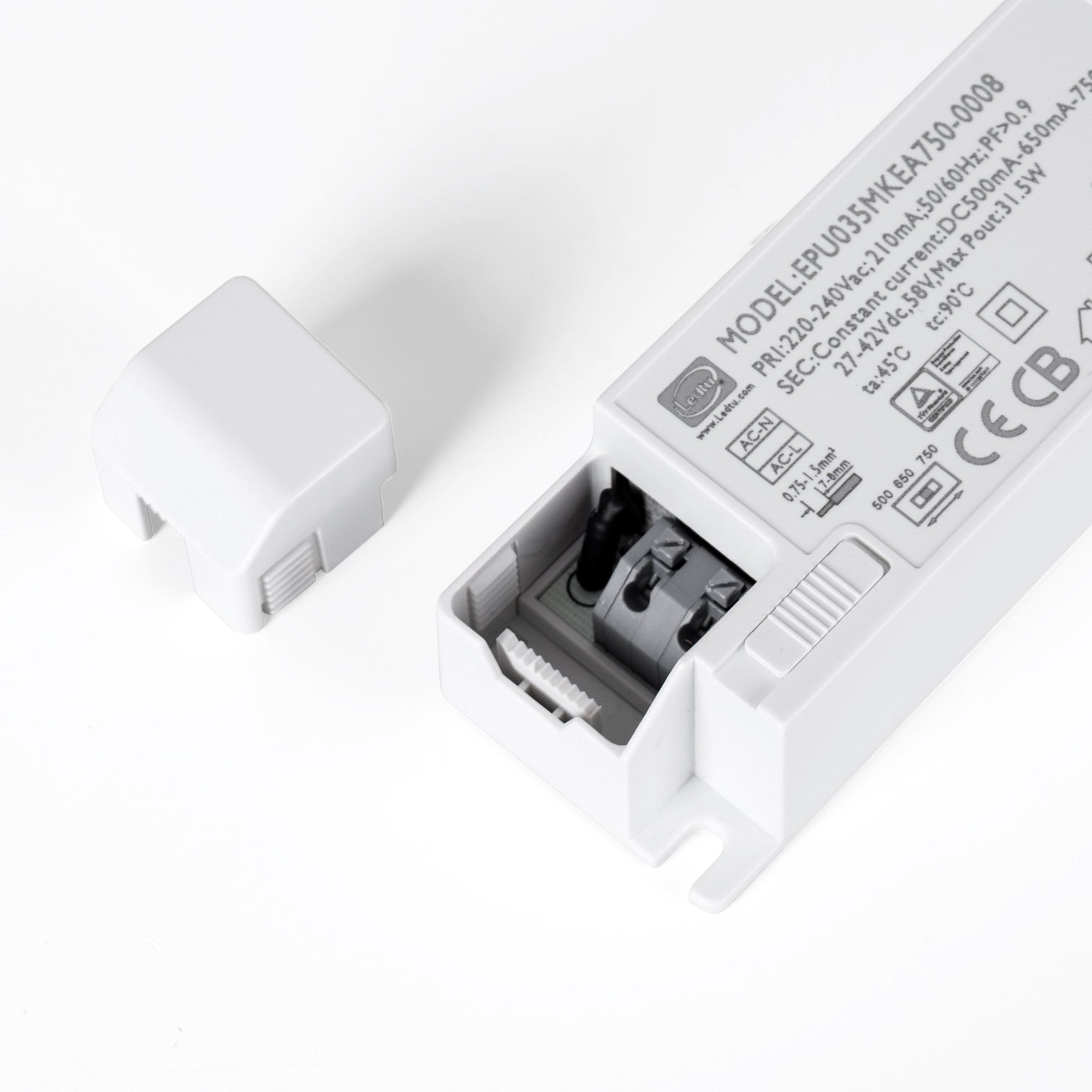 Downlight LED IP44 potencia ajustable 20W/25W/30W - CCT - 100lm/W - Corte Ø 200mm