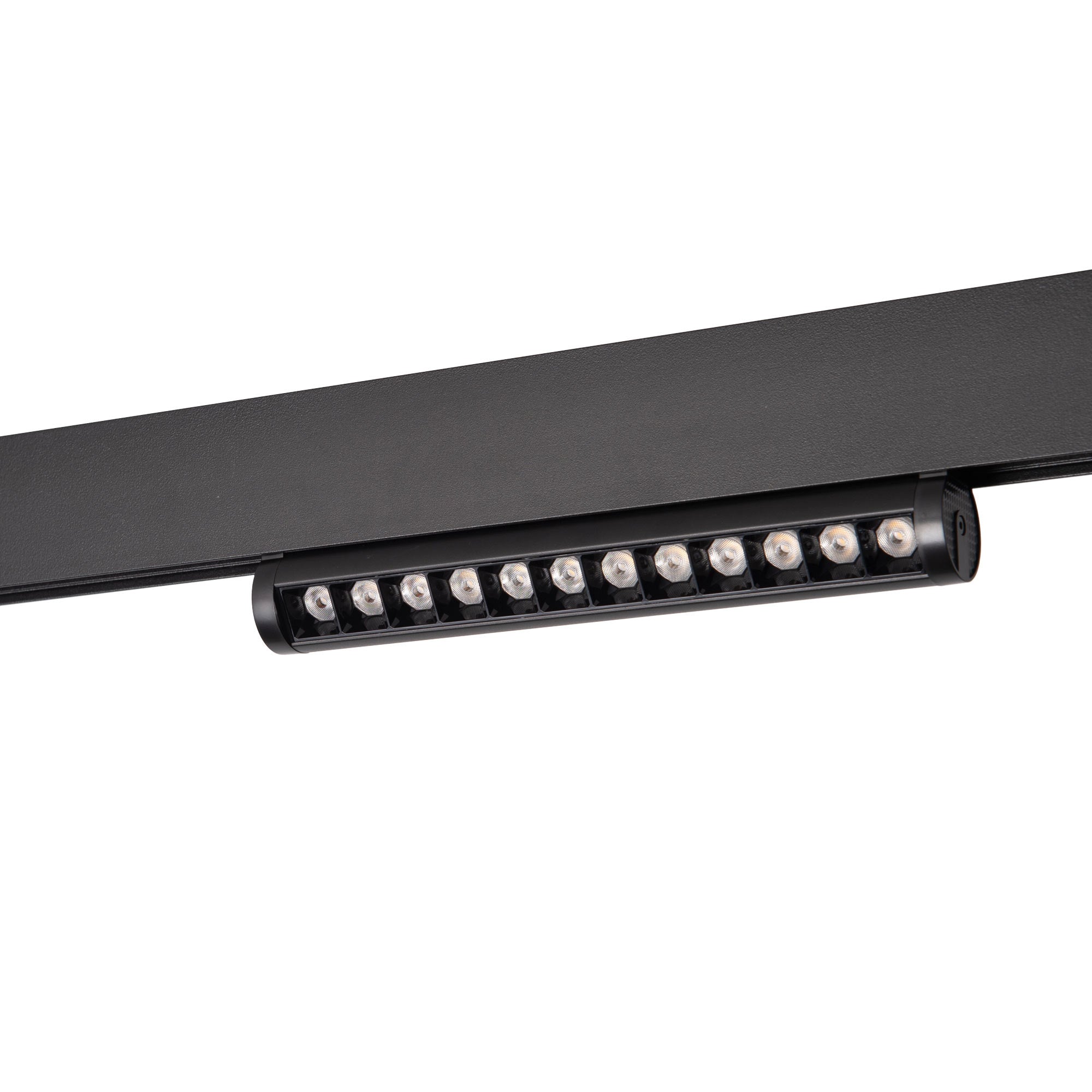 Foco lineal orientable para carril magnético 48V- 12W - Chip OSRAM - UGR18 - CRI90
