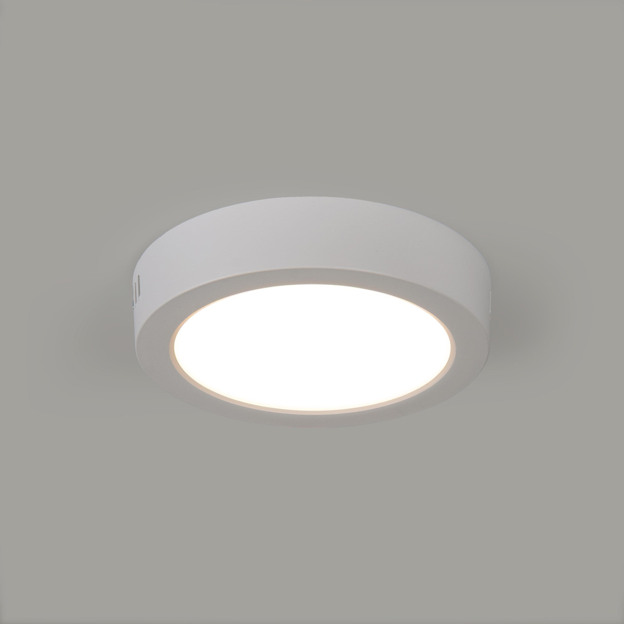 Plafón LED redondo de superficie - 12W - Alta Eficiencia