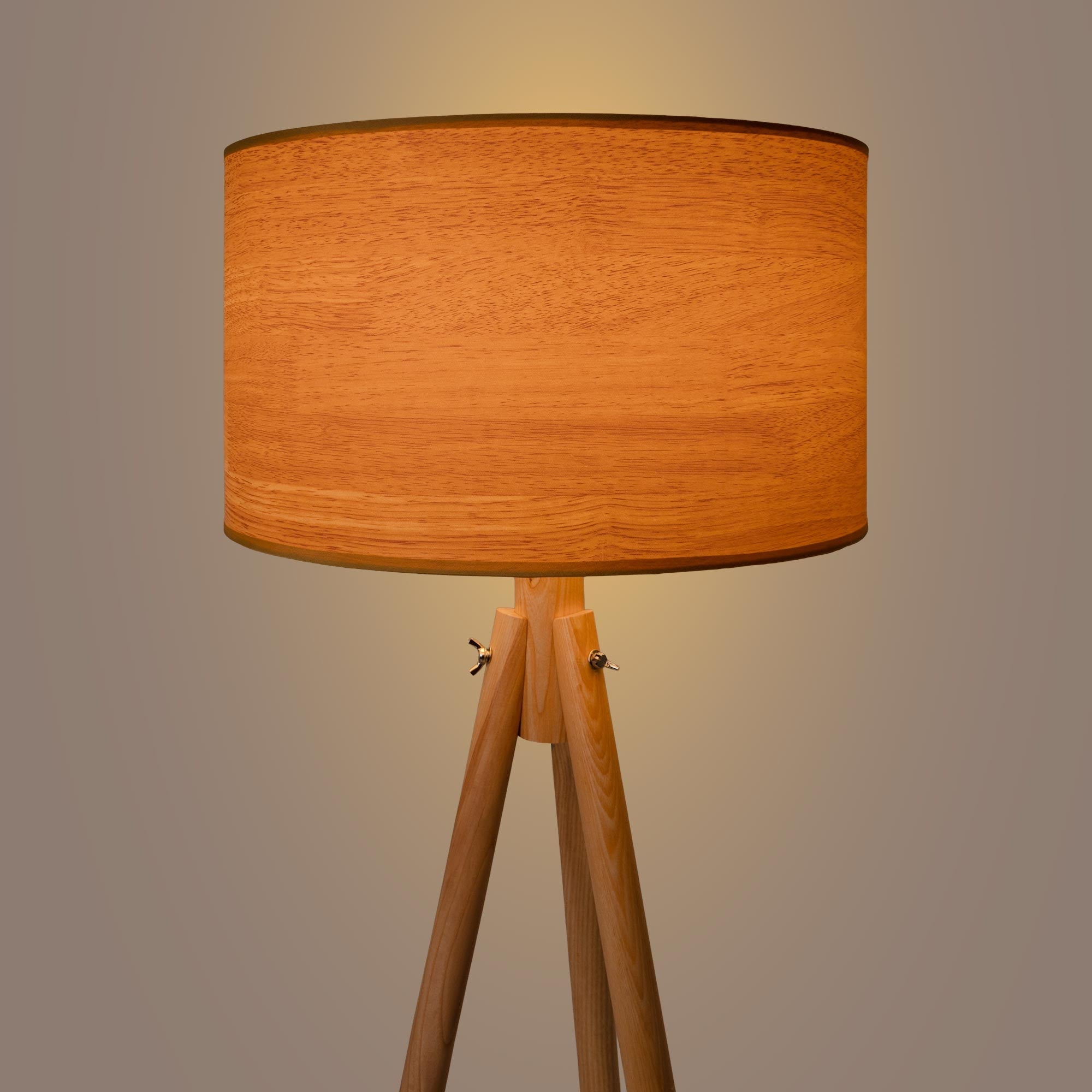 Lámpara de pie trípode "MARTINE" - Madera -  E27