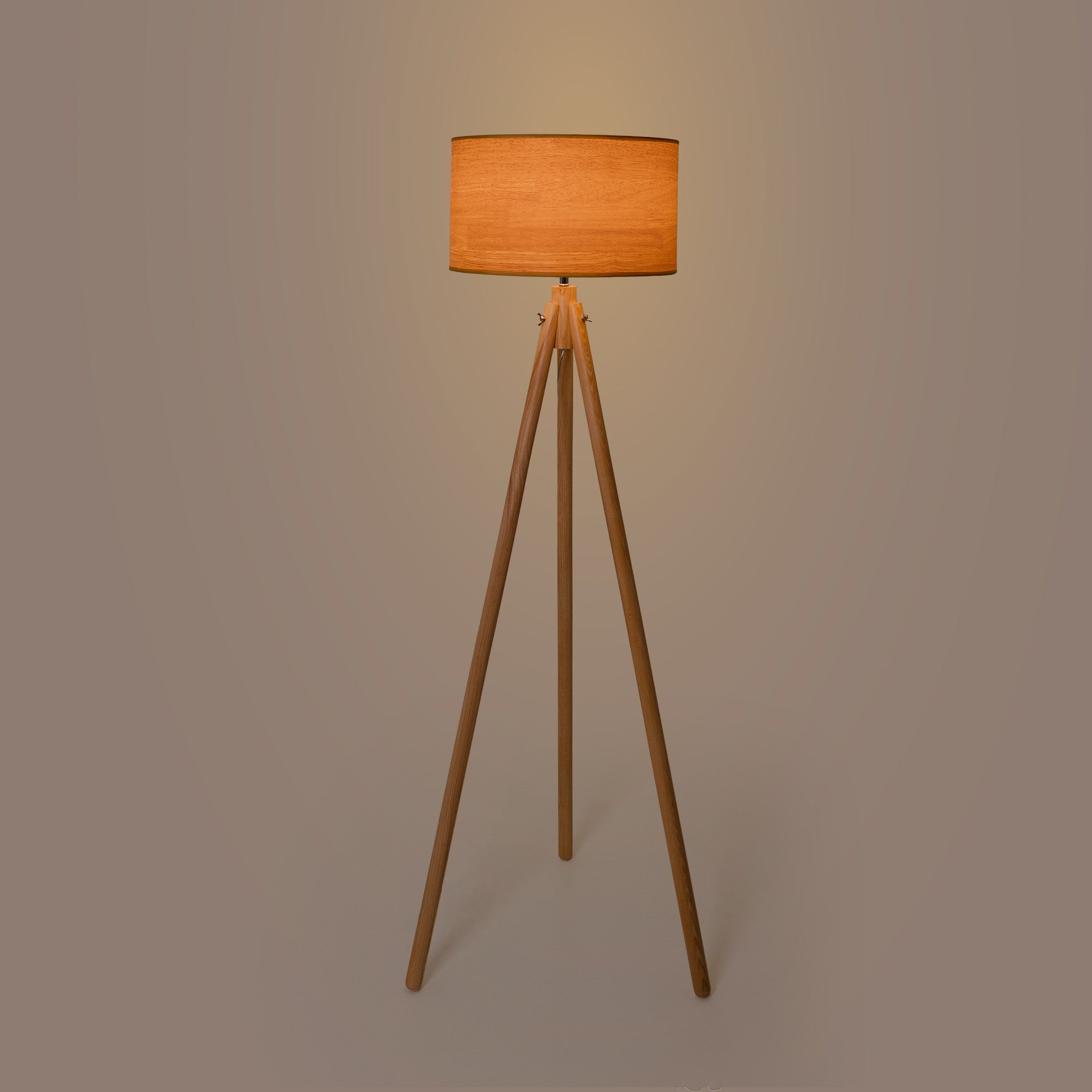 Lámpara de pie trípode "MARTINE" - Madera -  E27