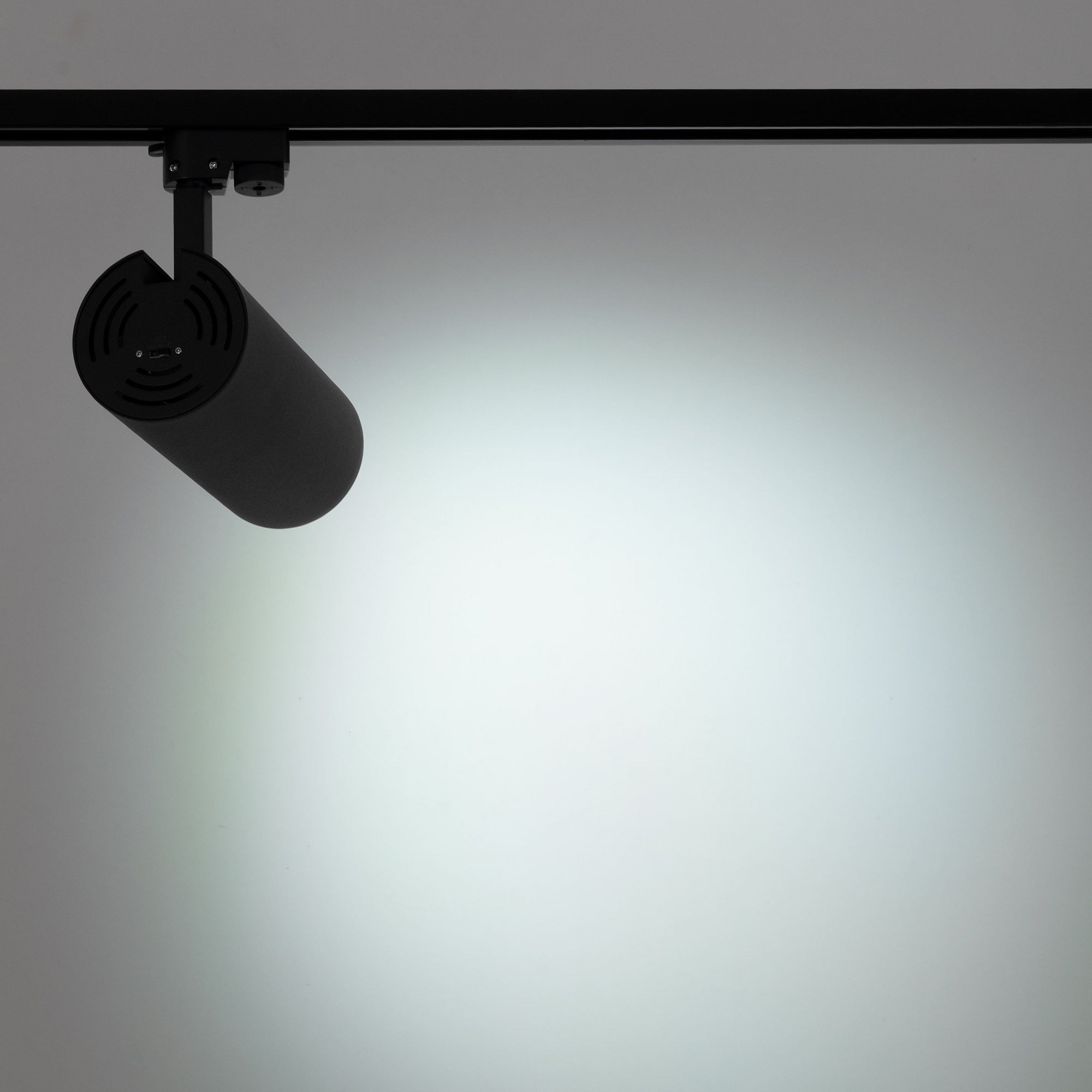 Proyector LED para carril monofásico - 36W - CCT - TRIAC regulable - CRI90