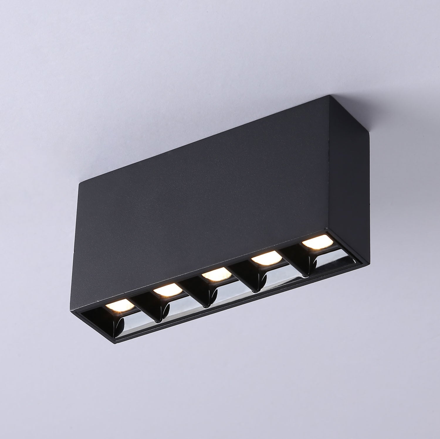 Foco lineal LED superficie - 10W - UGR18 - CRI90 - Chip OSRAM