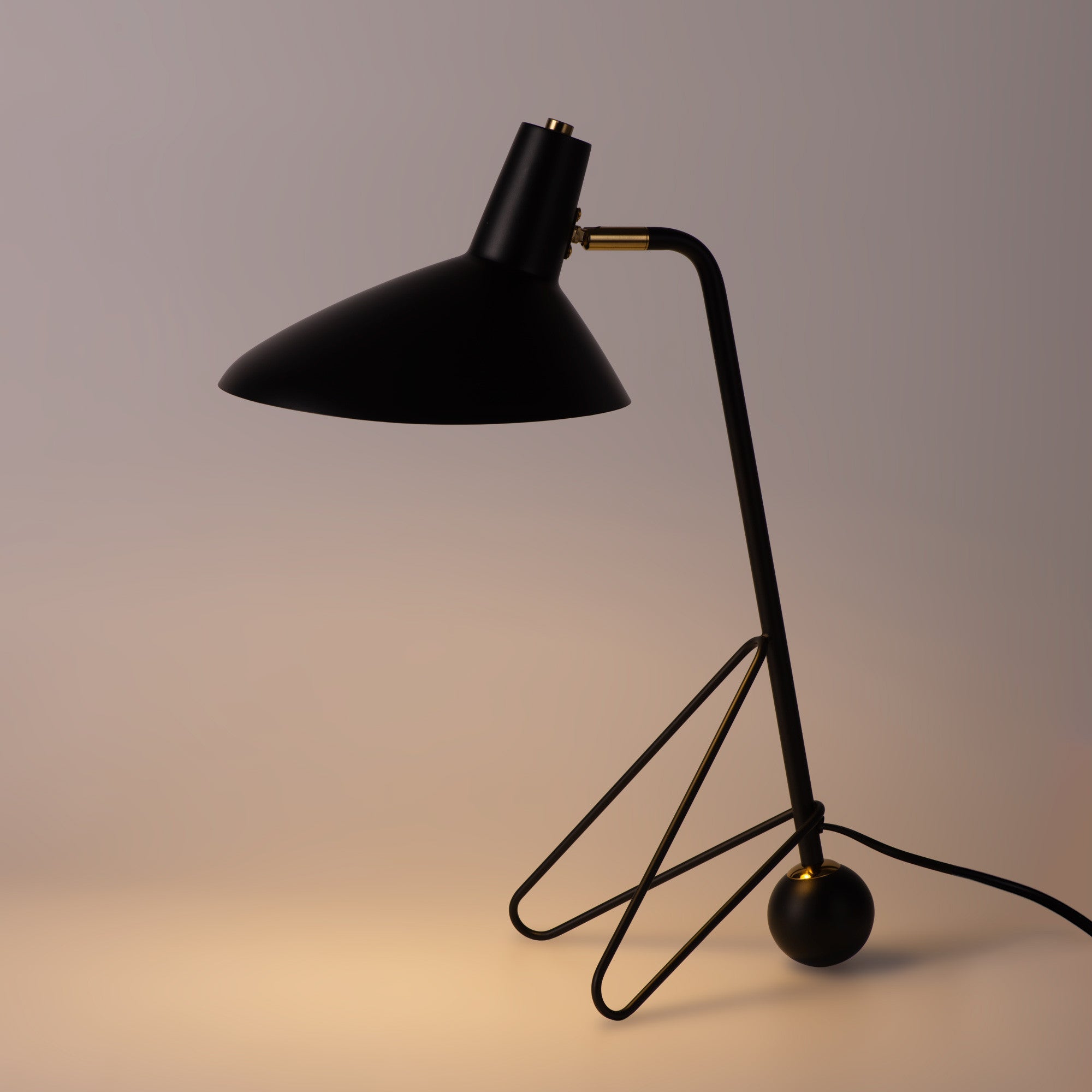 Lámpara de mesa trípode de diseño "PALMIRA" - E27