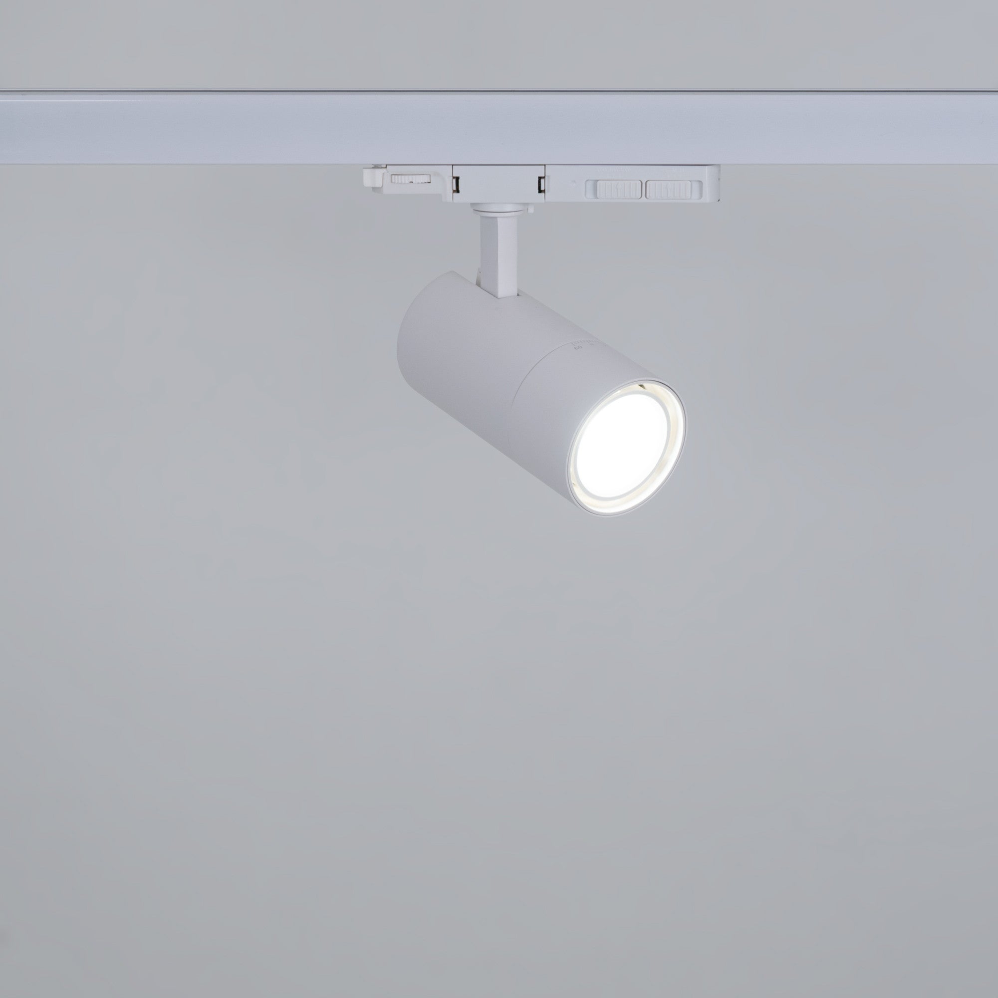 Proyector LED para carril trifásico - Potencia ajustable + ZOOM: 15W/20W/25W - CCT