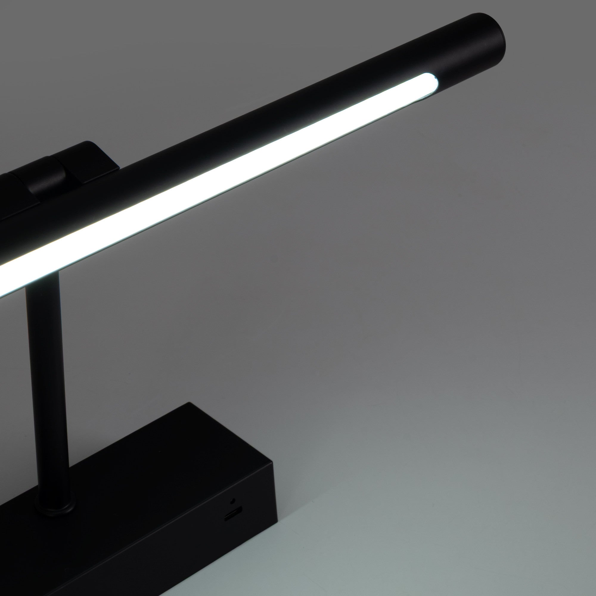 Aplique LED tubular con batería - 4W - Mando a distancia - CCT + DIM + Temporizador