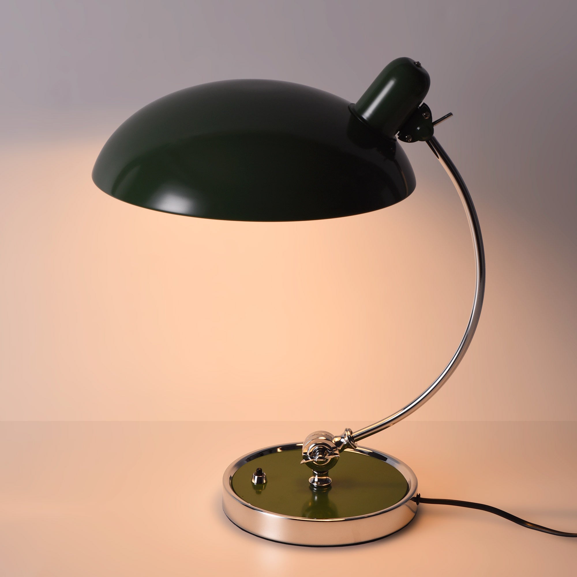 Lámpara de mesa de diseño "Ulia"