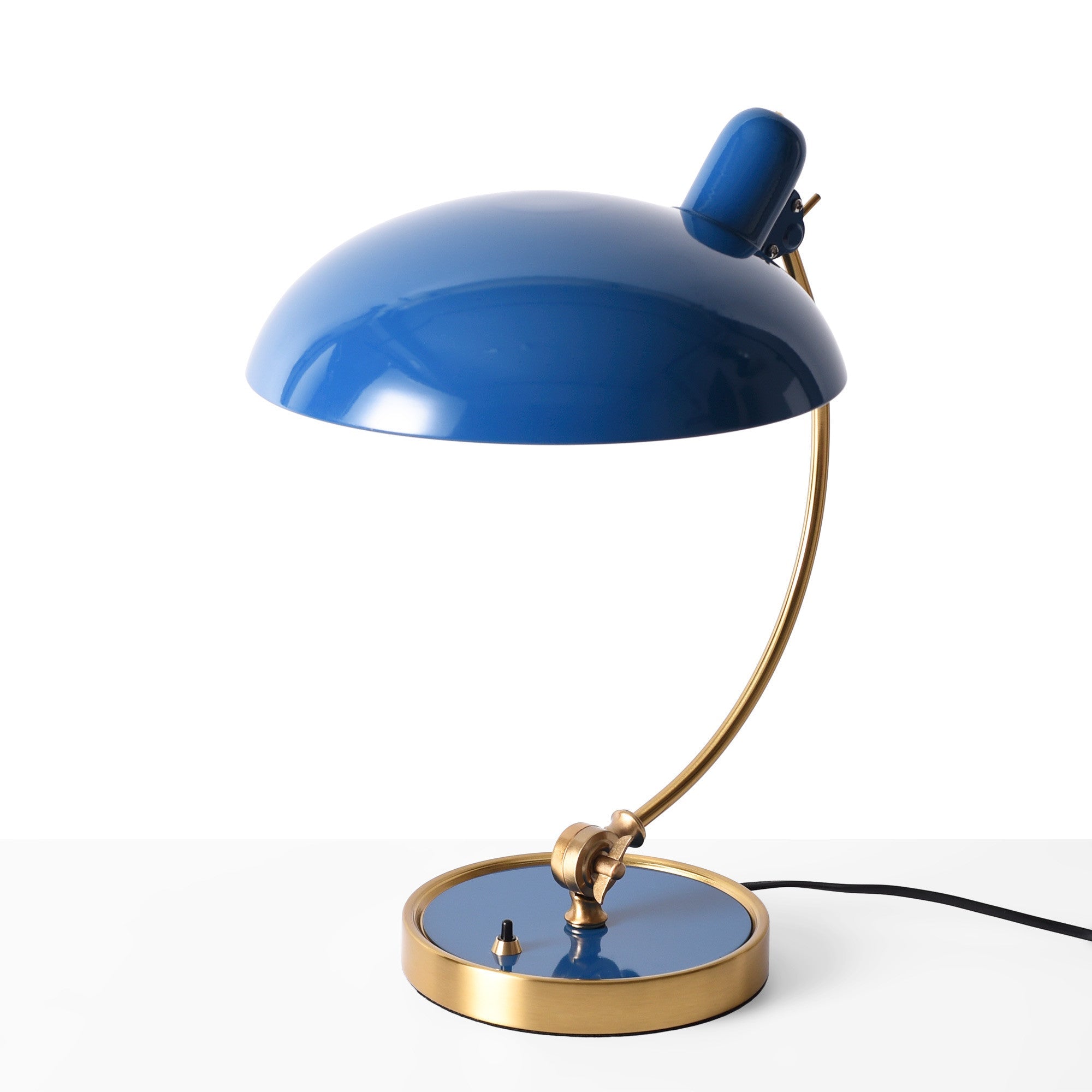 Lámpara de mesa de diseño "Ulia"