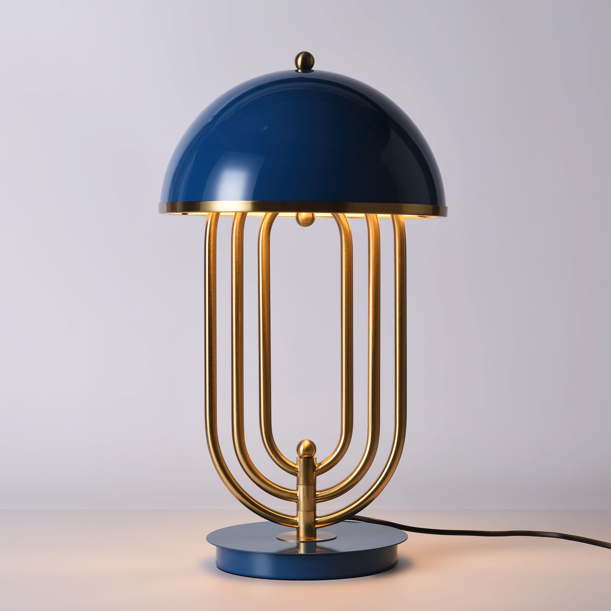 Lámpara de mesa de diseño "Lindsay"