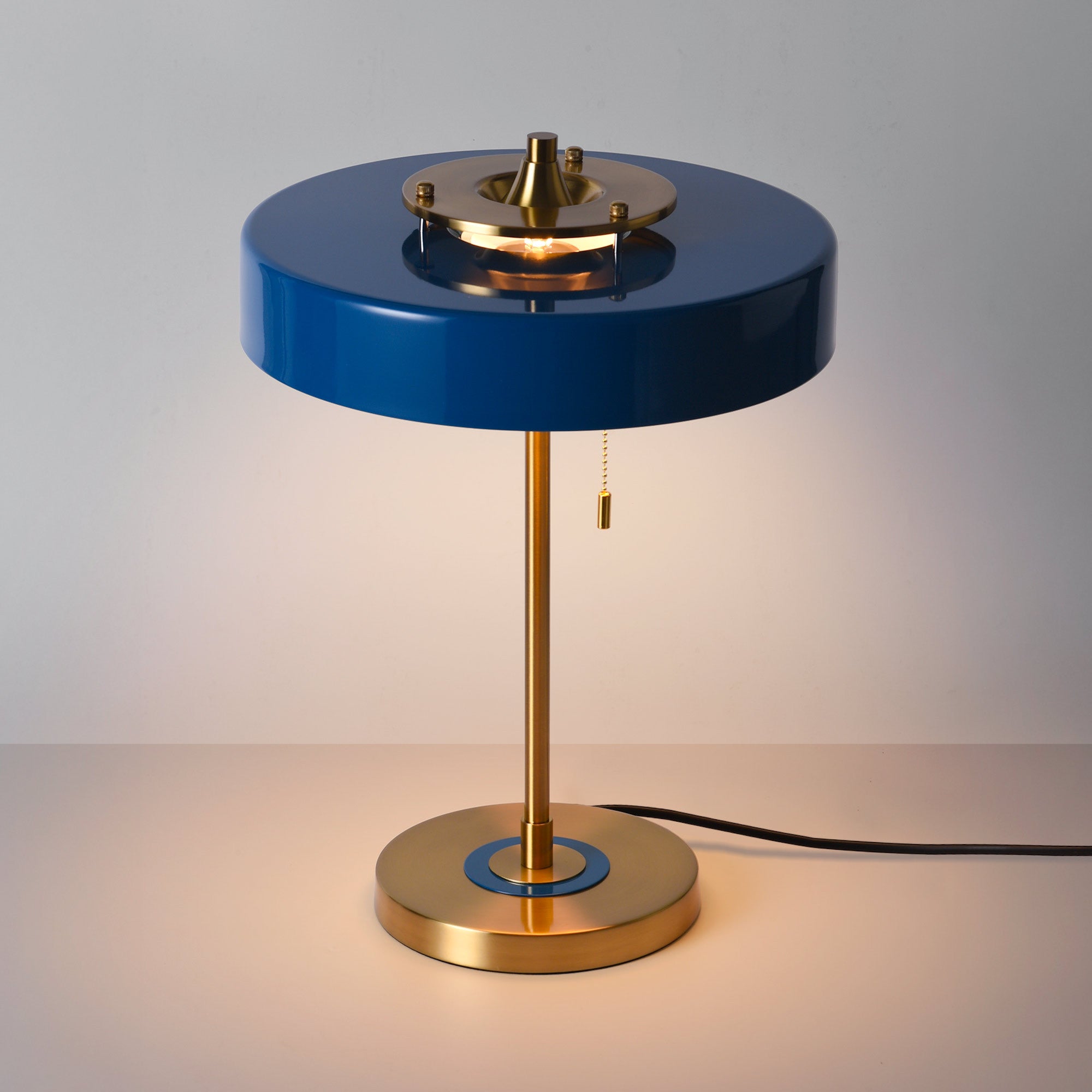 Lampara de mesa de diseño "Gadsby"