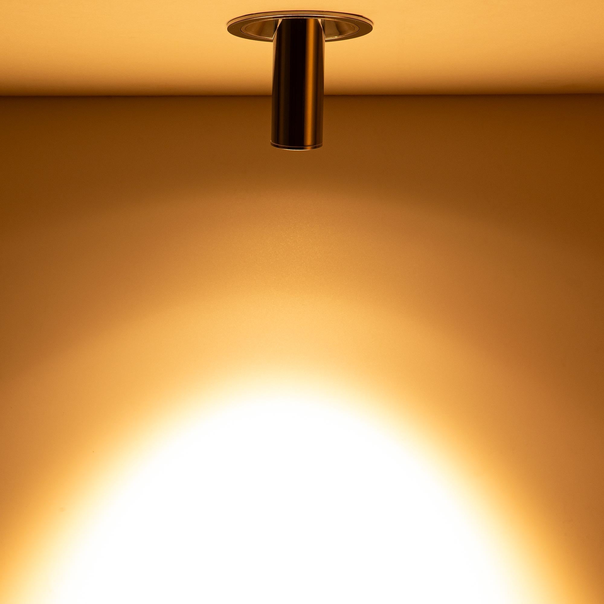 Foco LED empotrable orientable "ALAI" - Zoom - 100mm - 2800K - LED COB - chip Cree - 7W