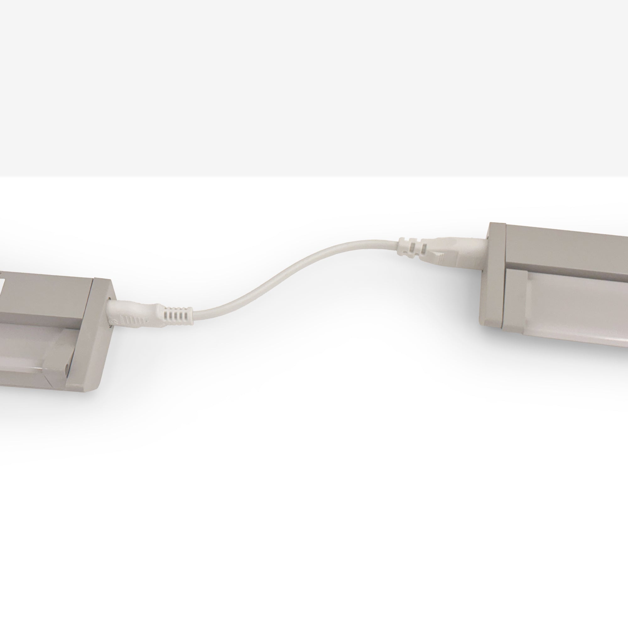 Regleta LED bajo mueble - CCT - Interconectable - 8W - 60cm