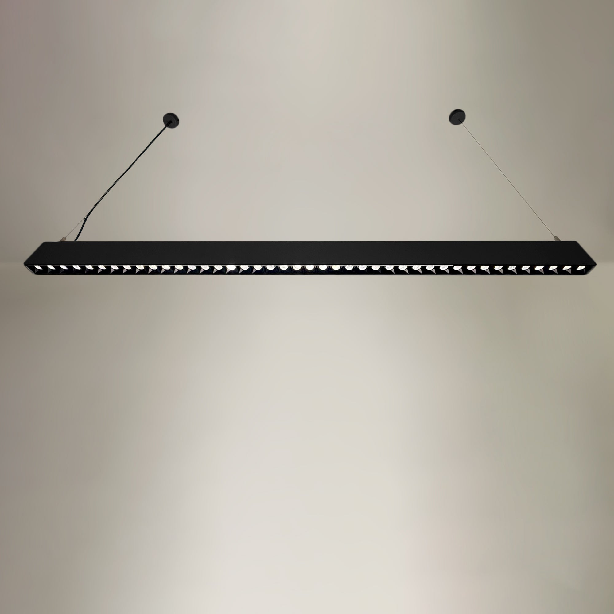 Luminaria lineal LED CCT - Suspensión/superficie - Potencia ajustable 20W/30W/40W - 120cm - UGR 17