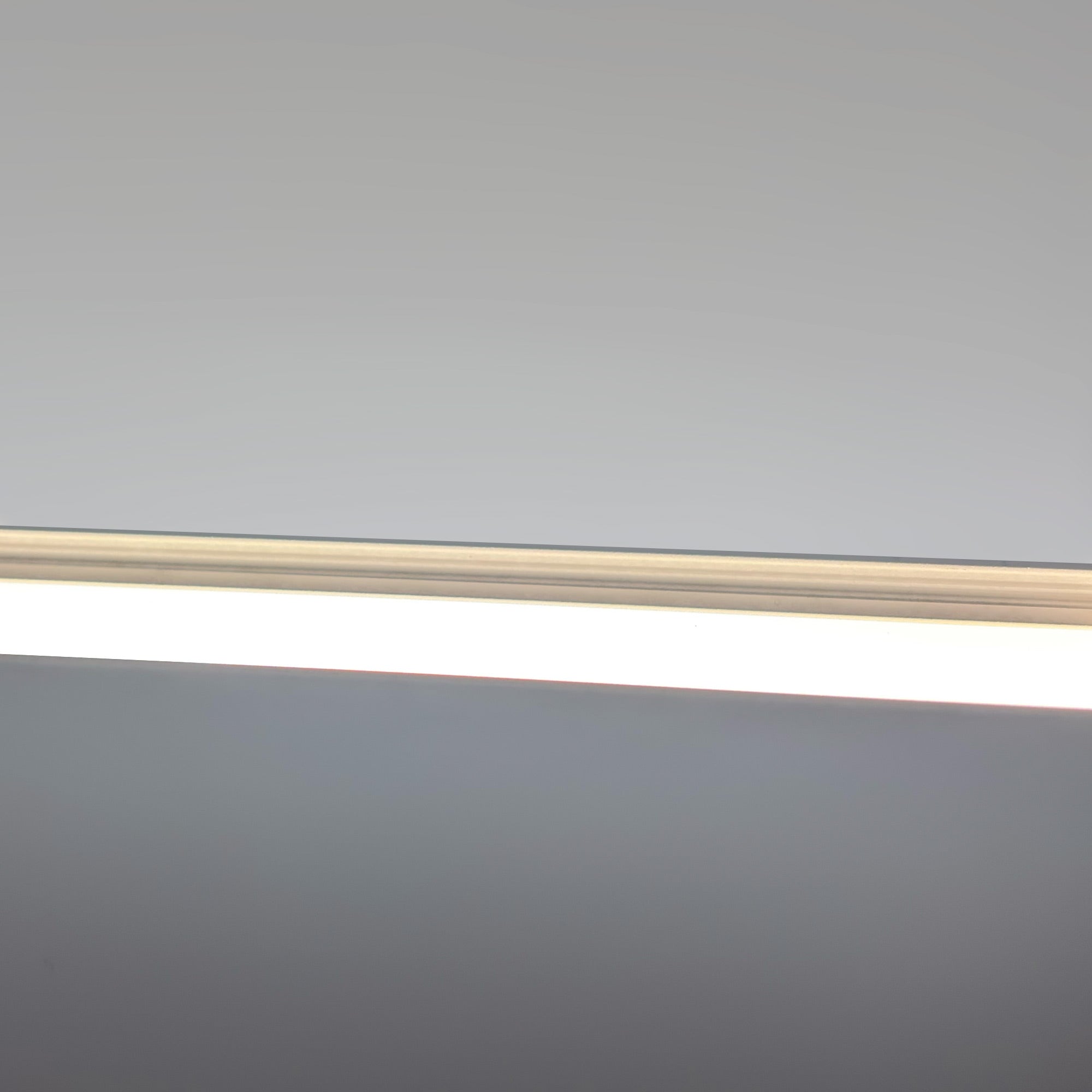 Luminaria lineal LED CCT - Bidireccional - Suspensión - Potencia ajustable 20W/30W/40W - 120cm - UGR 19