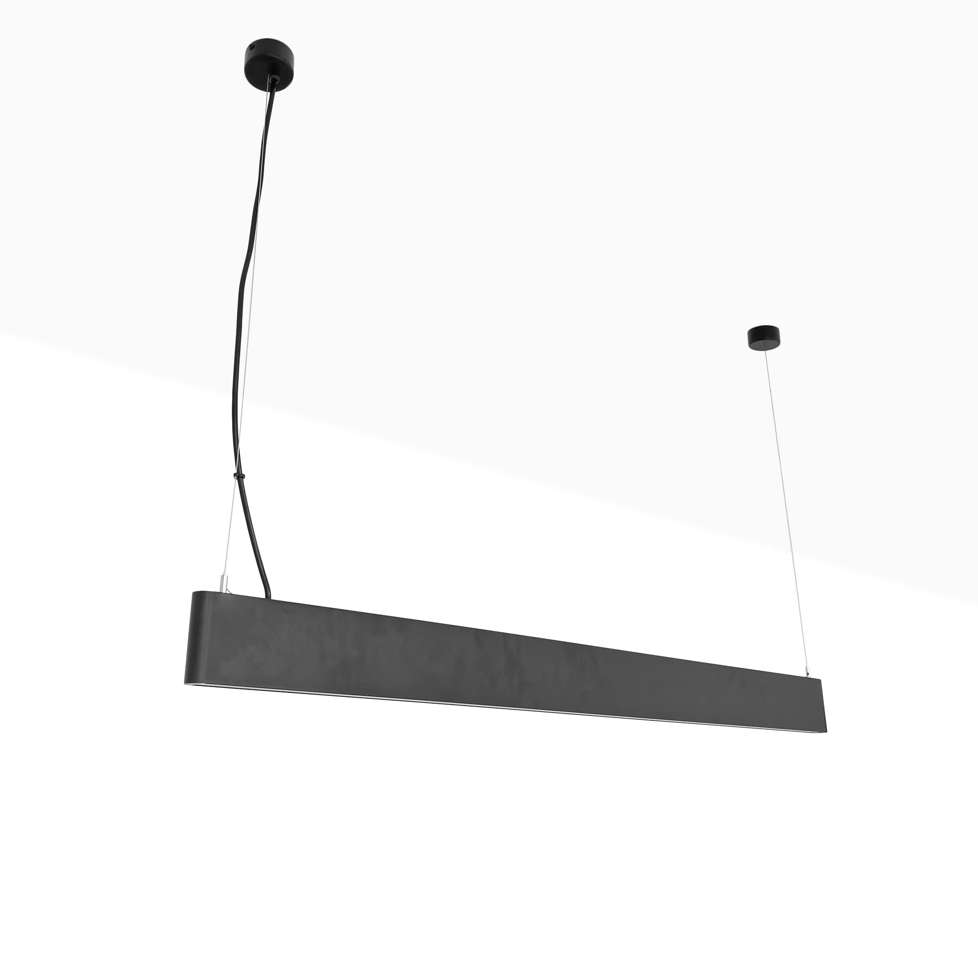 Luminaria lineal LED CCT - Suspensión - Potencia ajustable 20W/30W/40W - 120cm - UGR 19