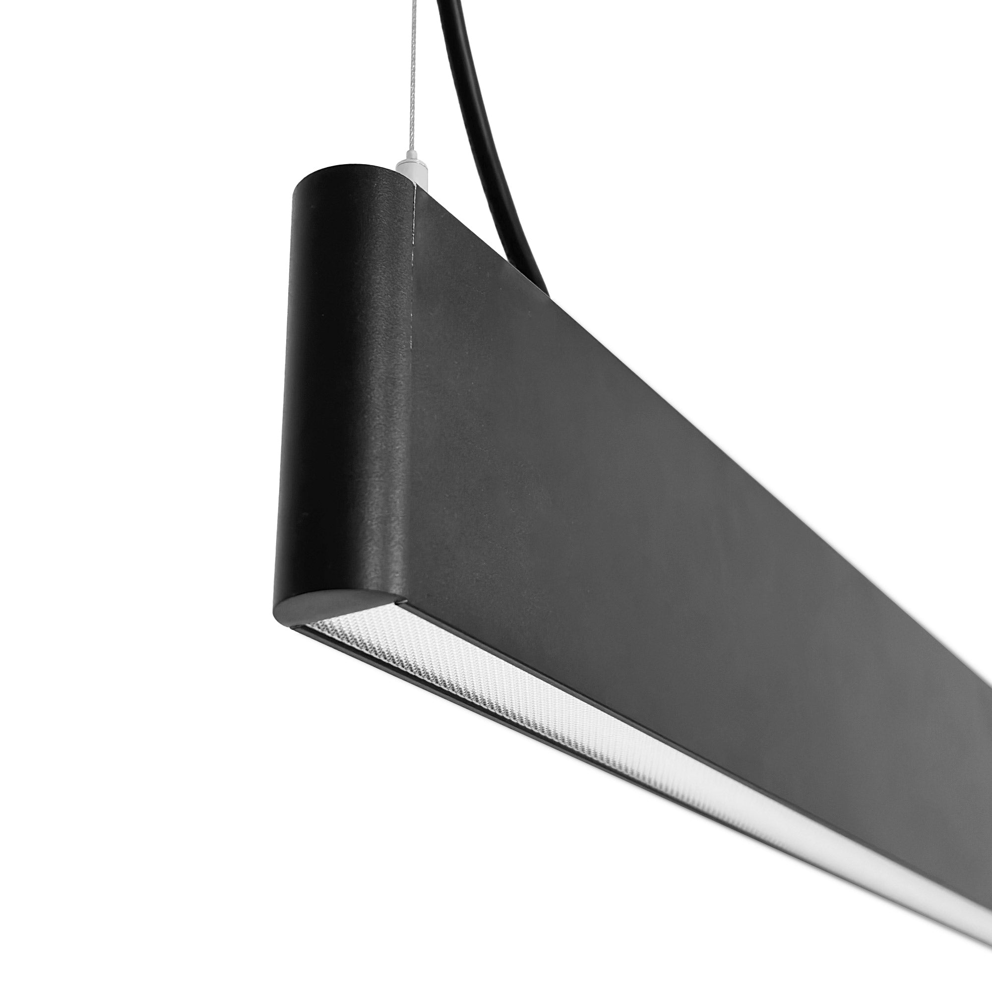 Luminaria lineal LED CCT - Suspensión - Potencia ajustable 20W/30W/40W - 120cm - UGR 19