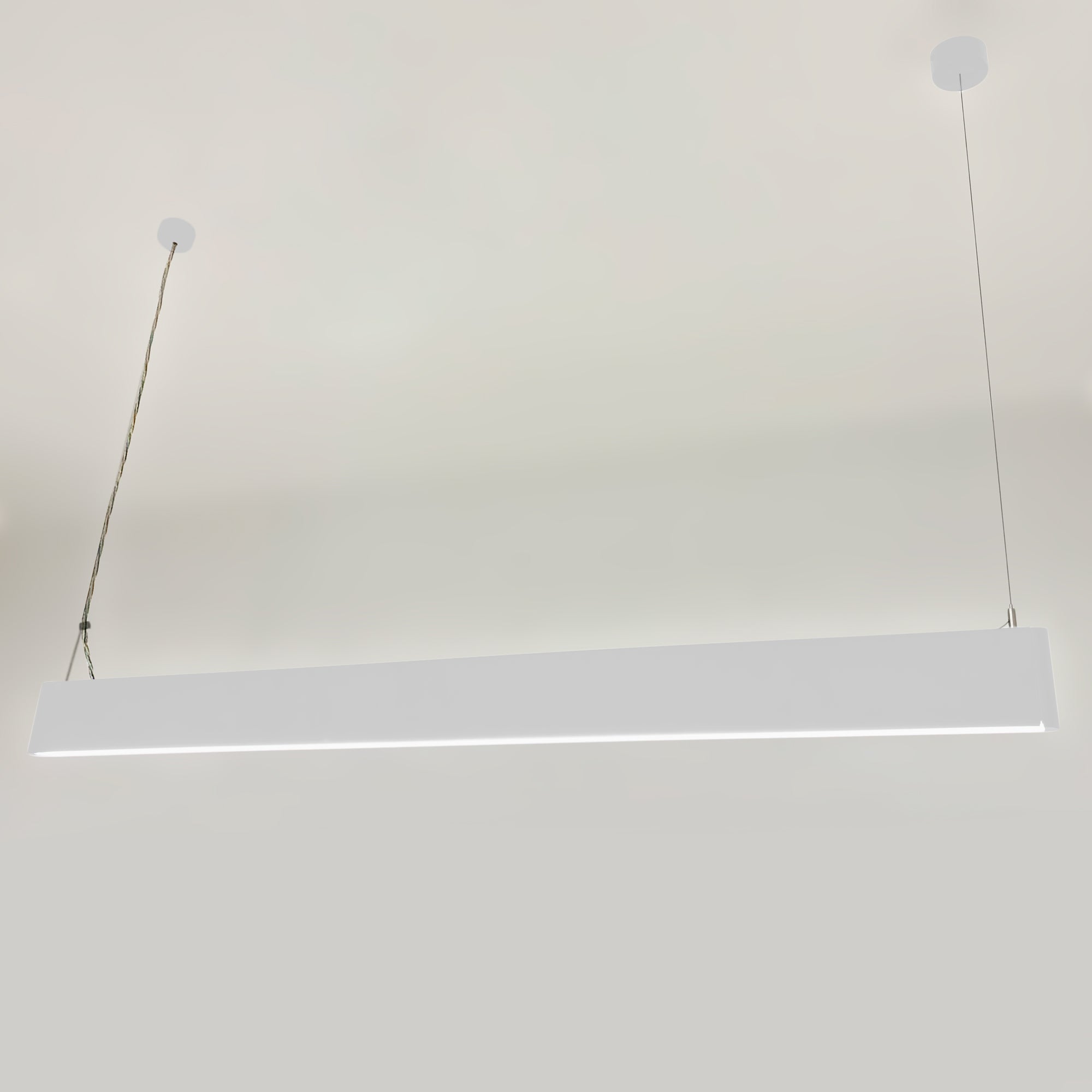 Luminaria lineal LED CCT - Bidireccional - Suspensión - Potencia ajustable 20W/30W/40W - 120cm - UGR 17