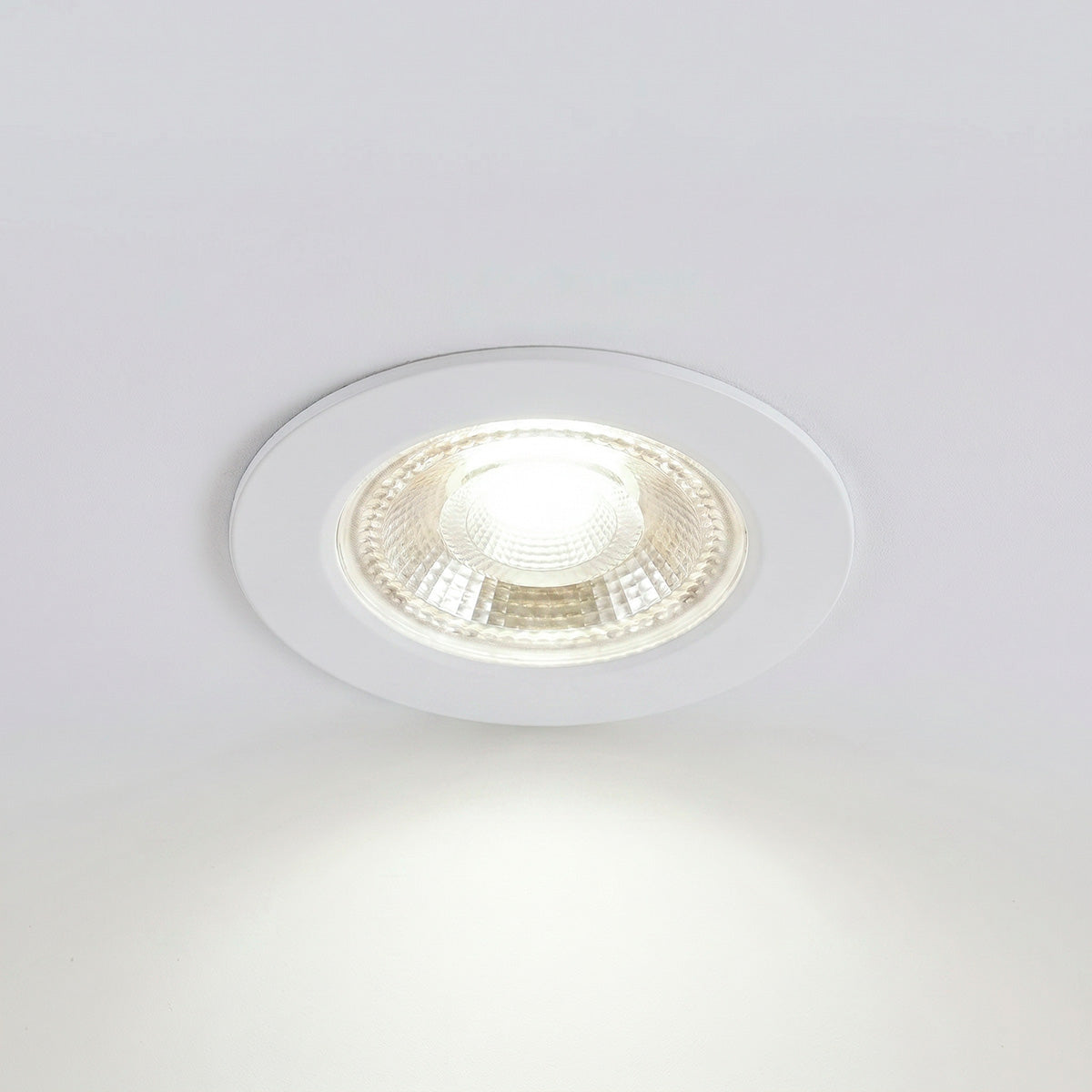 Downlight LED "Avalor" empotrable - TRIAC dimmable - 5.5W - CCT - Corte Ø 70mm - IP65