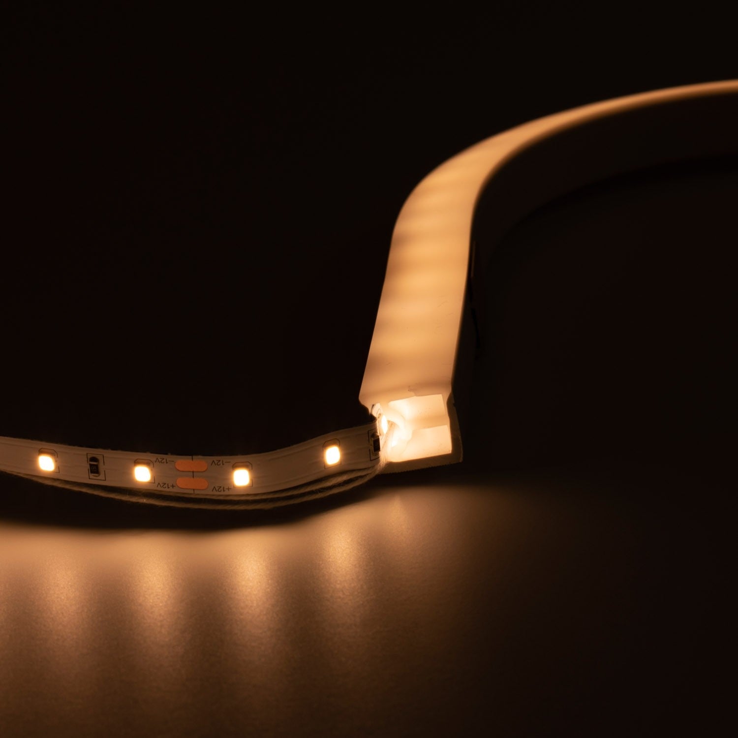 Funda de silicona flexible blanca - Tira LED a neón - 10x10 mm - Curvatura horizontal - Superficie