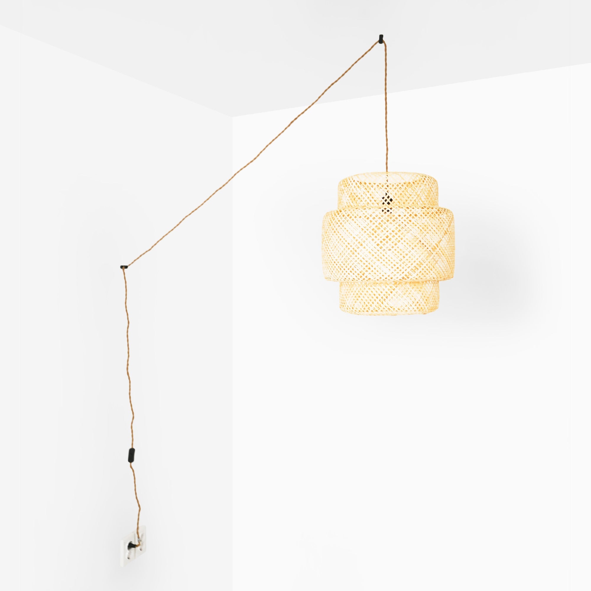 Lámpara colgante de mimbre "JENSEN" - Ø50cm - Con interruptor y enchufe - E27