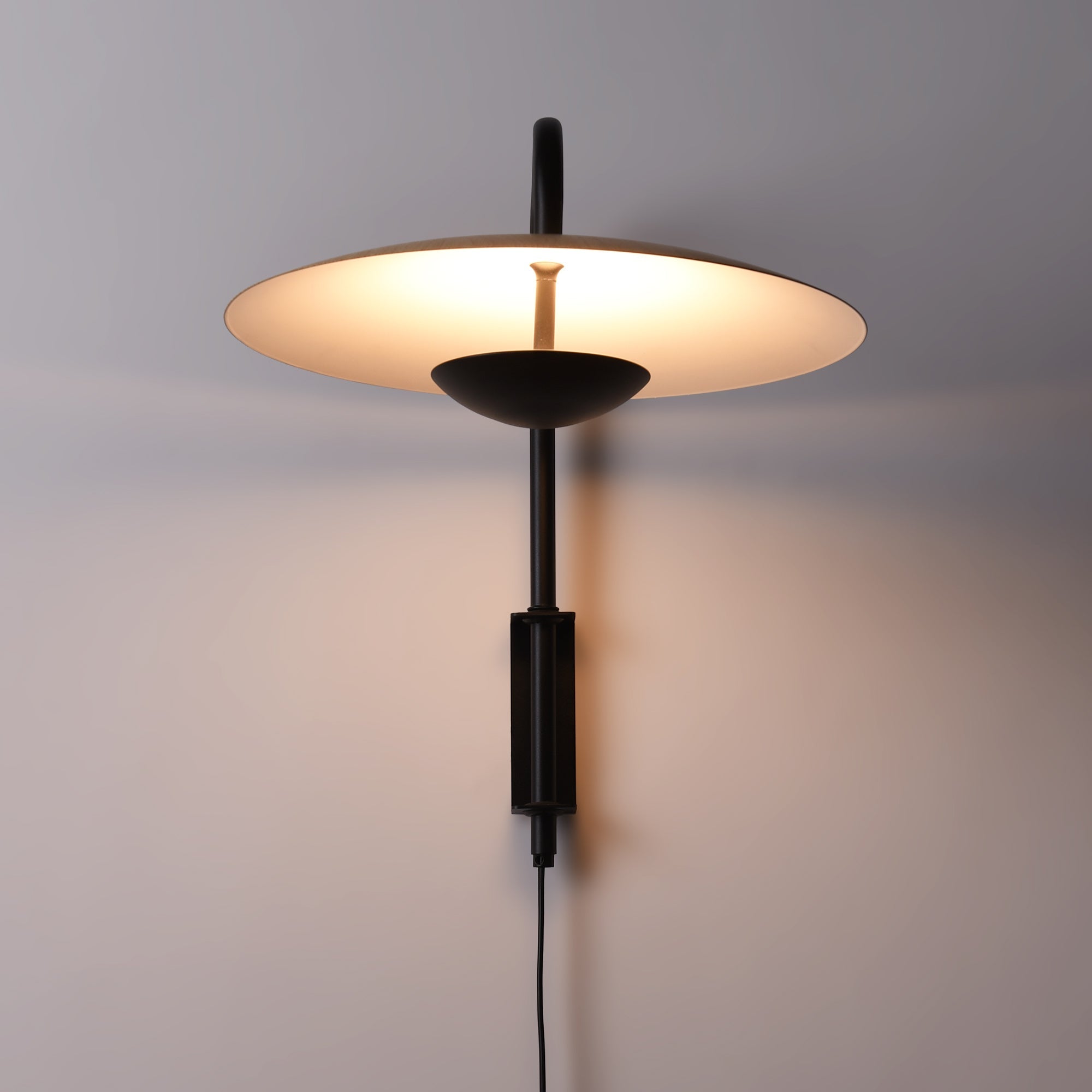 Aplique de pared orientable "GINNET" - 8W - 3000K