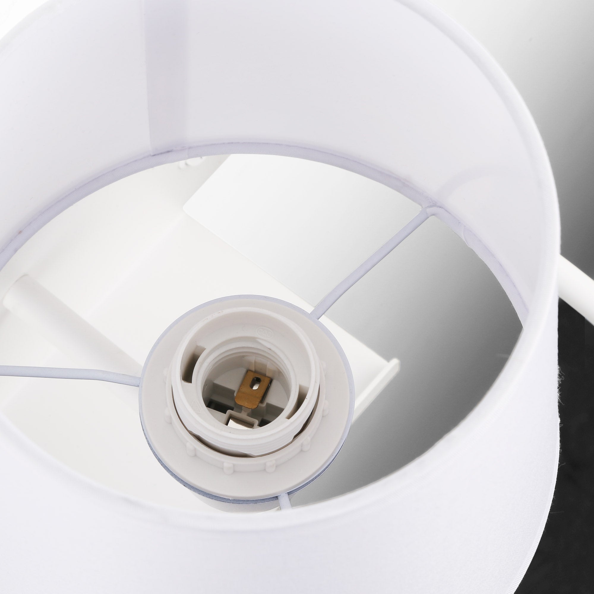 Aplique de pared para lectura "TARAN" - Con foco LED orientable y puerto USB  - E27 + 3W