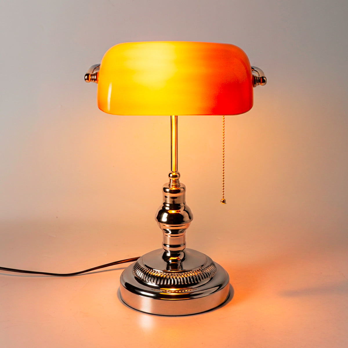 Lámpara de mesa vintage "BANQUERO" - E27