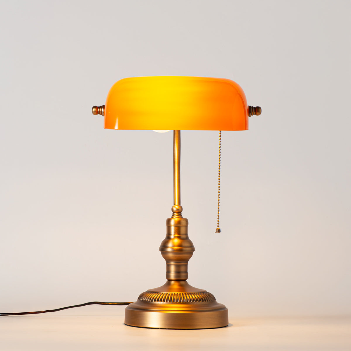 Lámpara de mesa vintage "BANQUERO" - E27