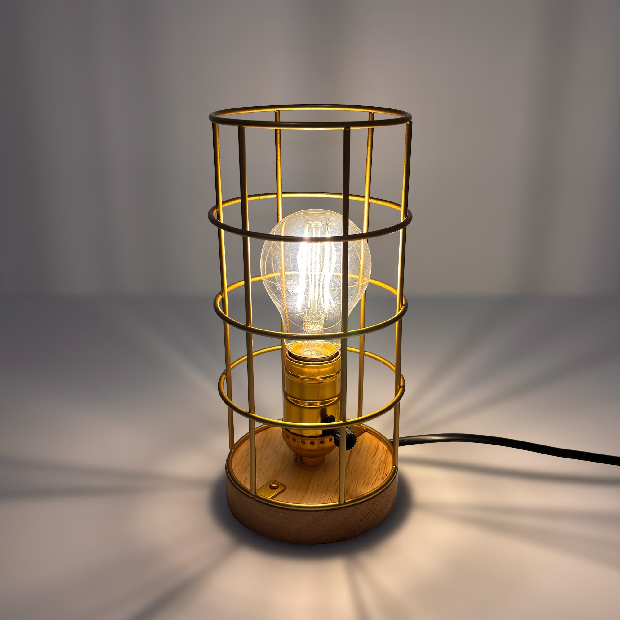 Lámpara vintage de mesa de estilo industrial madera y rejilla "GREGOR"